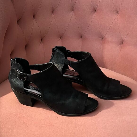 Carlos by Carlos Santana Della Gray Open Toe Silver Buckle Ankle Bootie Size 6.5 - Picture 2 of 9